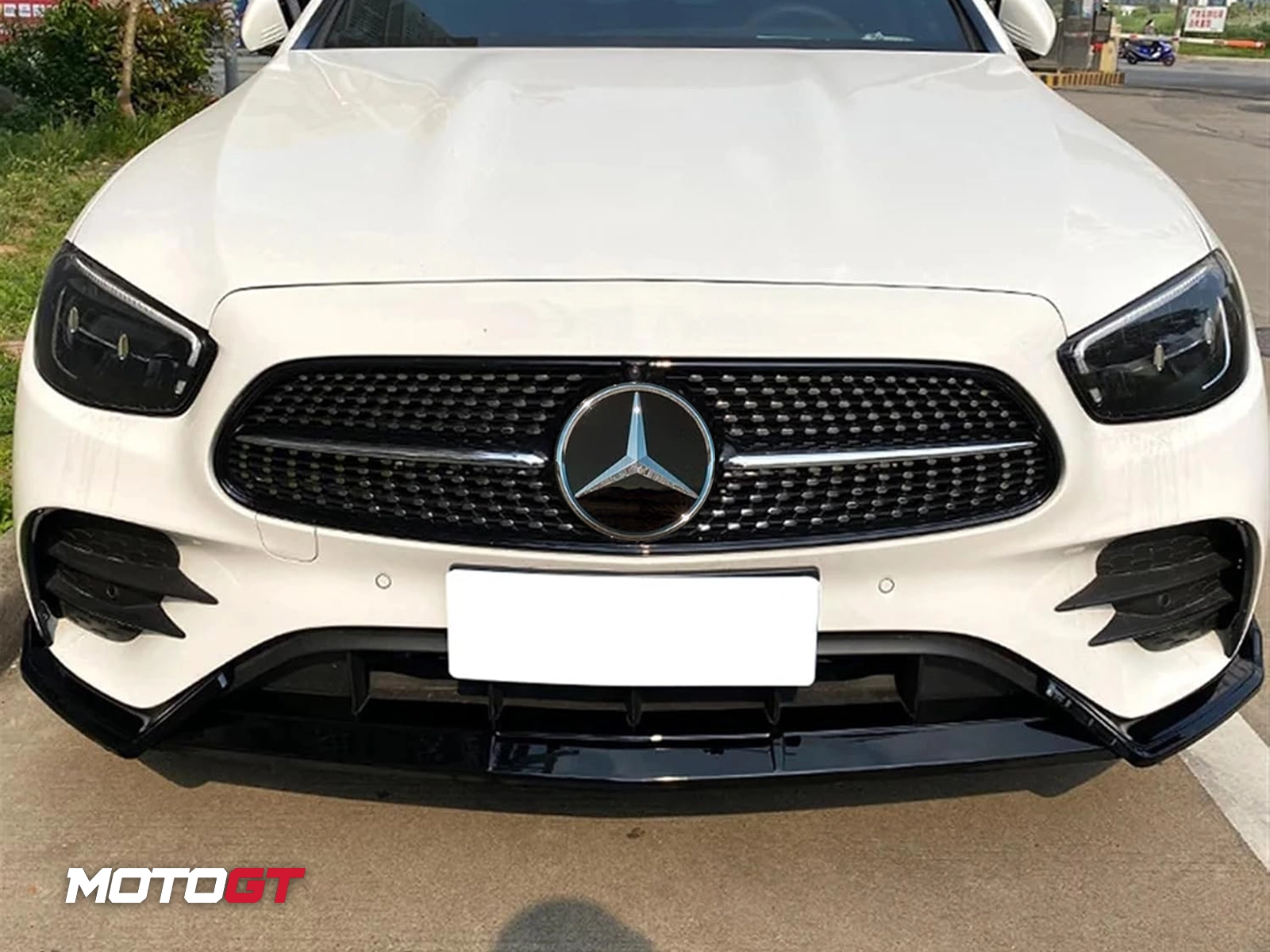 E CLASS FRONT BUMPER SPLITTER